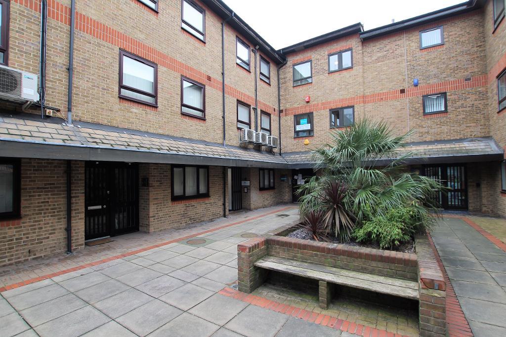 Holgate Court, Western Road, Romford, Essex, RM1 3JS