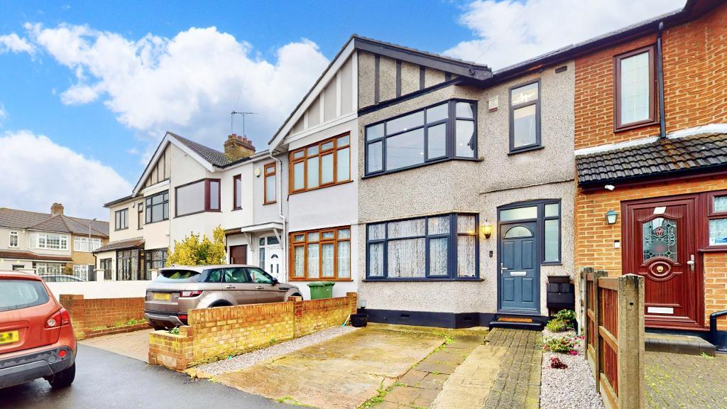 Hawthorn Avenue, Rainham, Essex, RM13 9AT